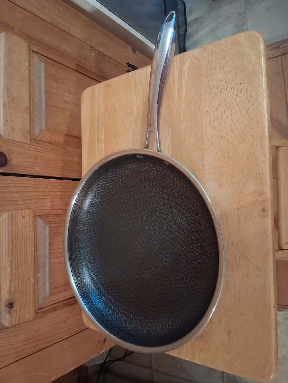 HexClad 12” Hybrid Frying Pan Stainless Steel Nonstick Skillet